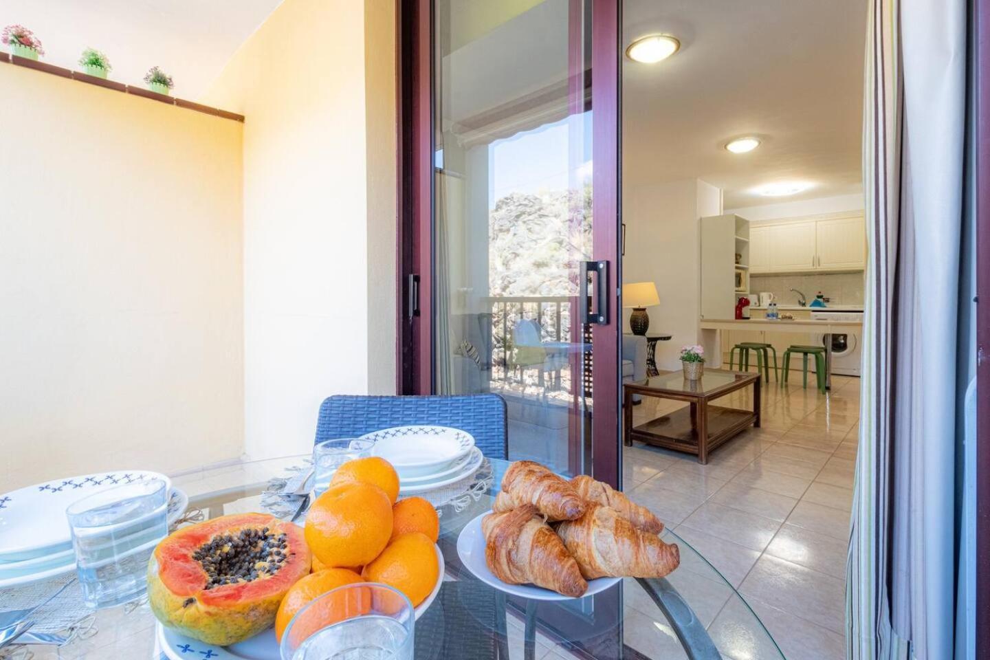 Peaceful One Bedroom Apartment Пуерто-де-Сантьяго Екстер'єр фото
