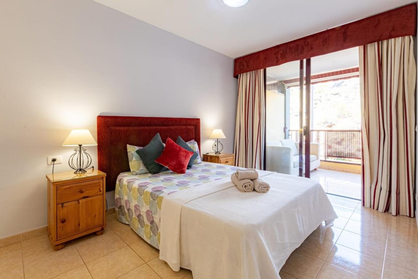Peaceful One Bedroom Apartment Пуерто-де-Сантьяго Екстер'єр фото