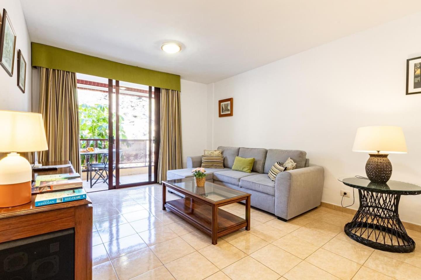Peaceful One Bedroom Apartment Пуерто-де-Сантьяго Екстер'єр фото