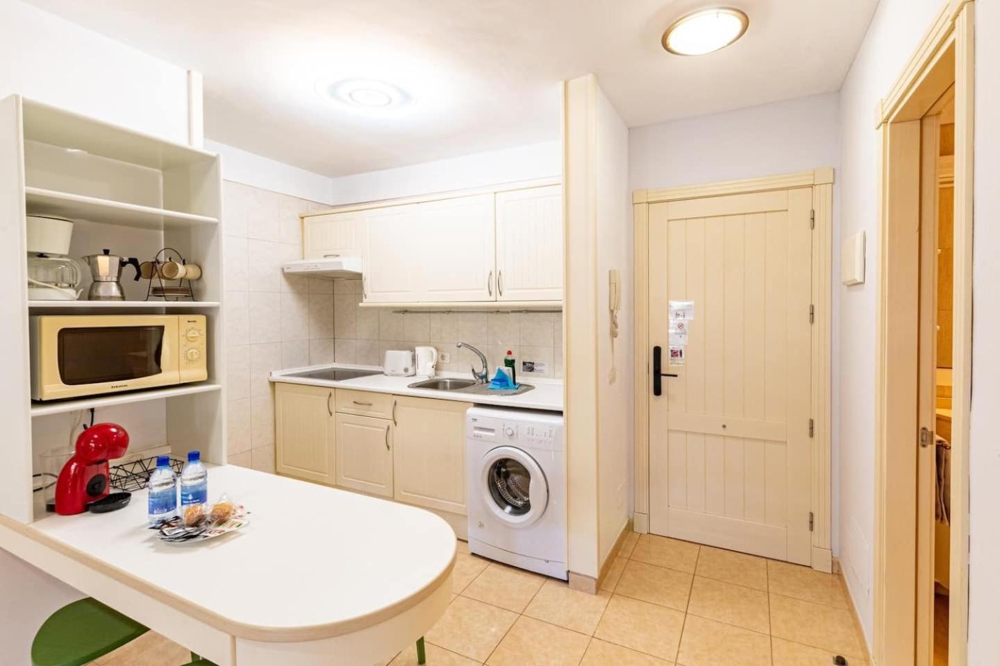 Peaceful One Bedroom Apartment Пуерто-де-Сантьяго Екстер'єр фото